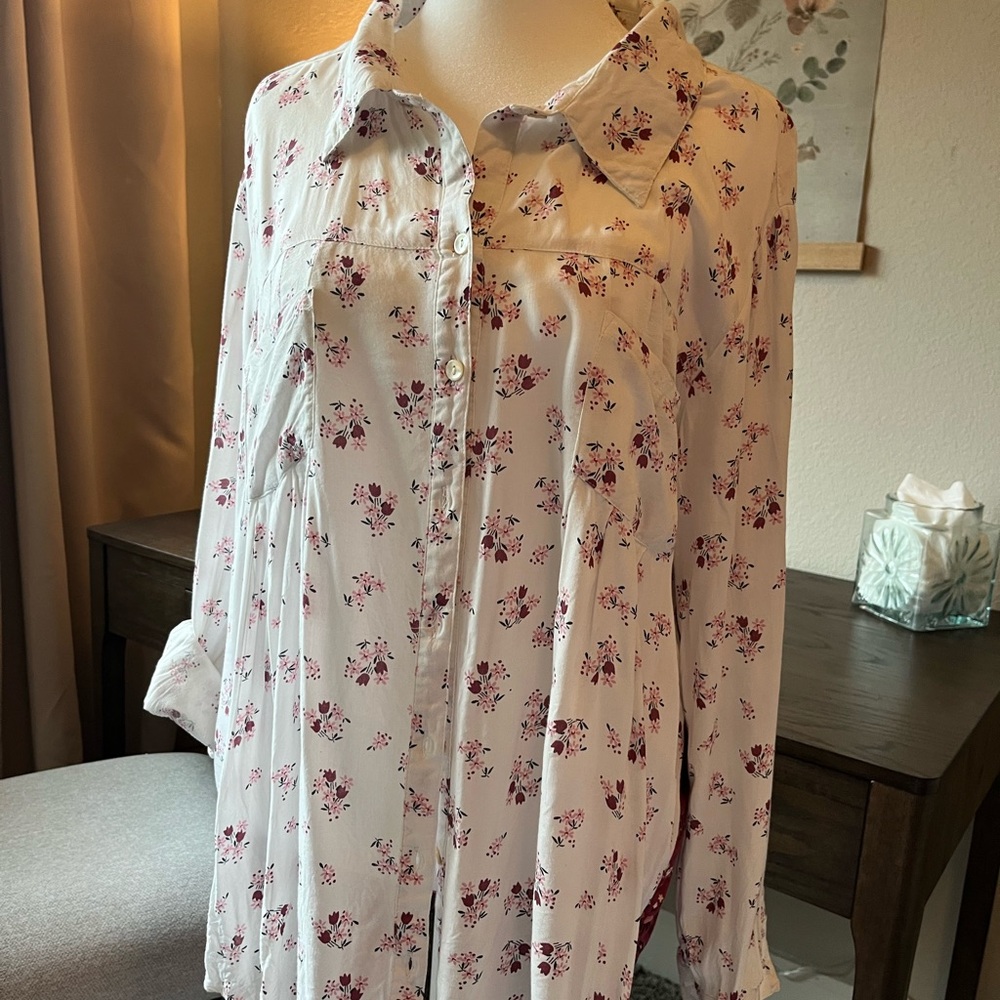 Style & Co Cream Long Sleeve Button Down Shirt